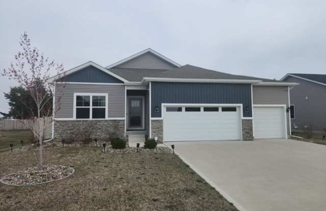 2521 Northwest Woodbury Drive photos photos