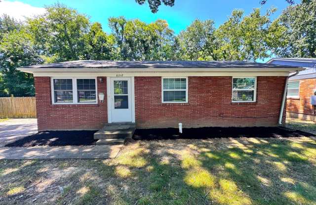 Single Family Home in the heart of Fern Creek photos photos