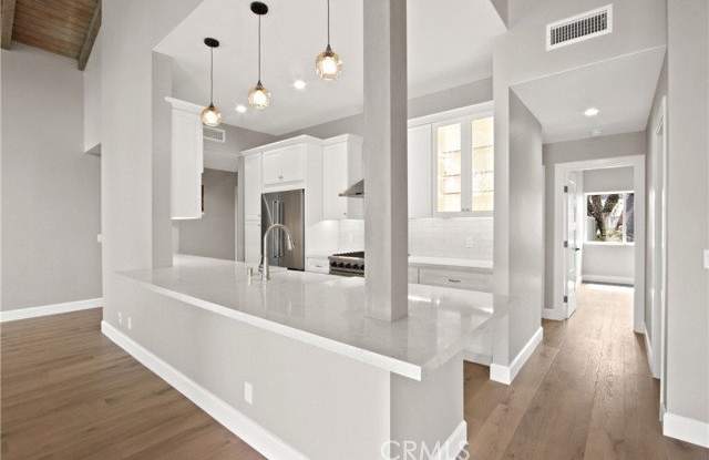 2219 Fiesta Gallery 1