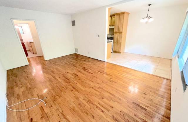 1117 10th St. 2 - 1117 10th Street, Santa Monica, CA 90403
