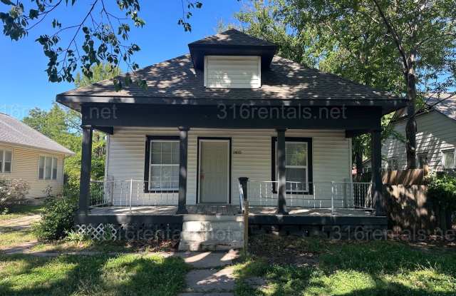 $1200 - 3 bedroom 1 bath - Single Family Home photos photos