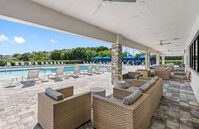 Senior Housing - Solera at Avalon Trails Gallery 3