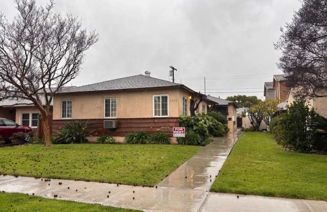 Charming 1-bedroom, 1-bath apartment located in a desirable area of Burbank. photos photos