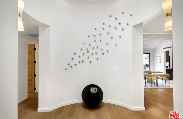 521 Loring Ave Gallery 4