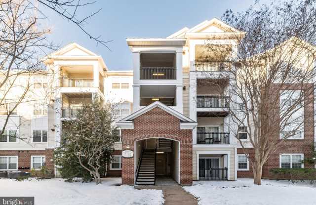 12953 CENTRE PARK CIRCLE - 12953 Centre Park Circle, McNair, VA 20171