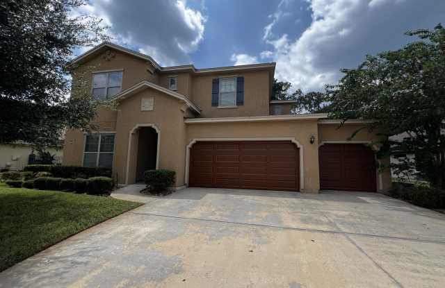 558 AMBER CREEK Drive - 558 Amber Creek Drive, Jacksonville, FL 32218