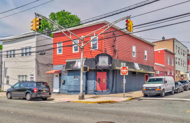 147 AVENUE E photos photos