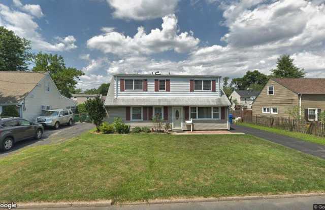 19 W Francis St W Iselin, NJ 08830 - 19 West Francis Street, Iselin, NJ 08830