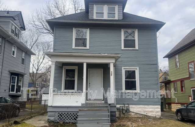 128 Roslyn Street photos photos