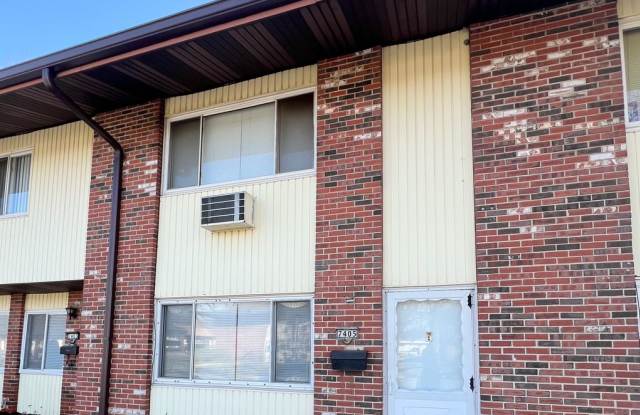 Adorable Townhome! - Presented by Tiffany Gerling's Team Gallery 2