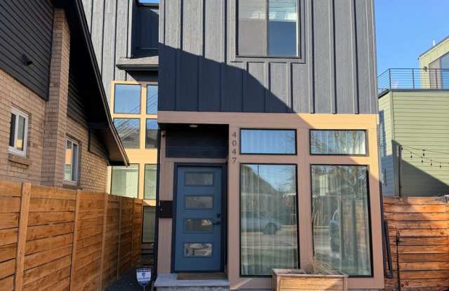 Gorgeous Sunnyside 4 bedroom home with rooftop patio photos photos