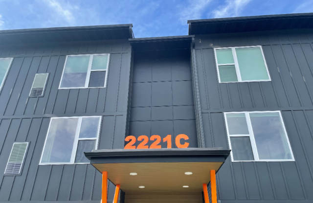 2221 Willow DriveUnit 133 Gallery 2