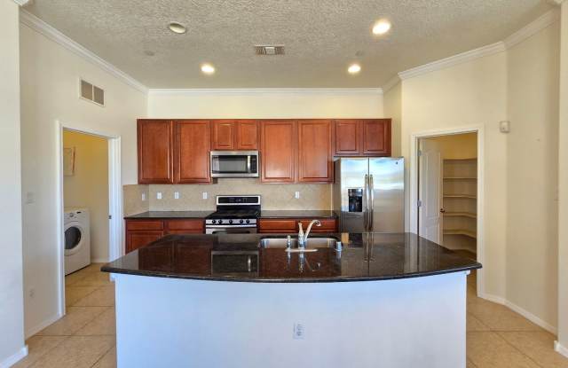 4512 Santa Elena unit C Gallery 3