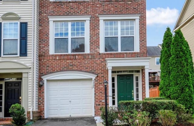43263 SUNDERLEIGH SQ - 43263 Sunderleigh Square, Broadlands, VA 20148