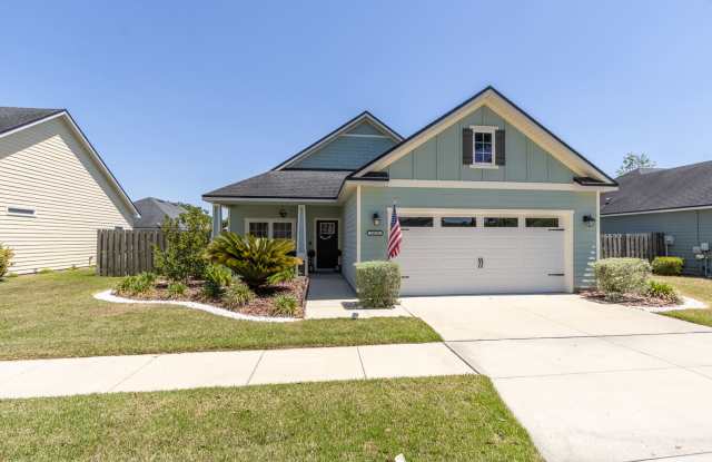 Spacious 3BR/2BA Home with Open Layout, Island Kitchen  Fenced Yard – $2000/Month photos photos