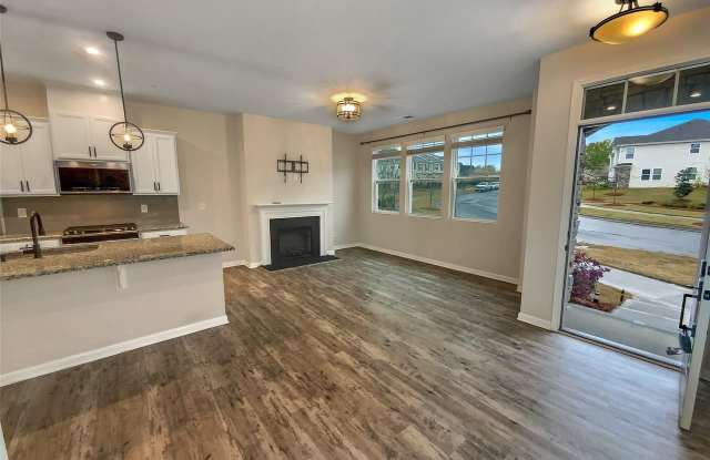 11052 Chalkbark Ln Gallery 3