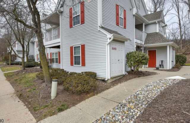 4710 Tudor Dr Gallery 2