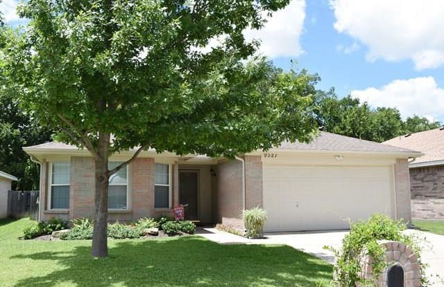 9321 Goldenview Drive - 9321 Goldenview Drive, Fort Worth, TX 76244