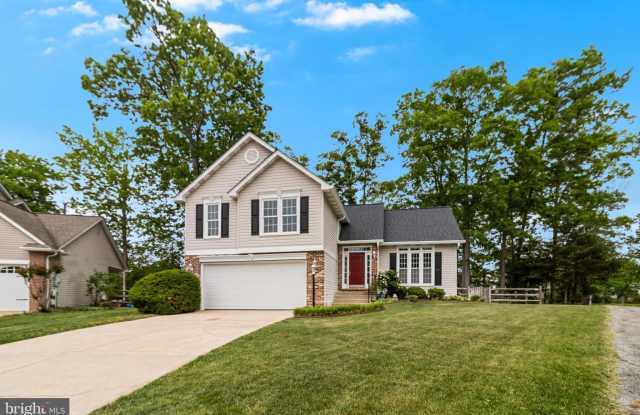 5915 PUMPKINSEED COURT photos photos