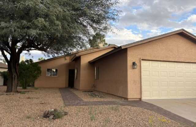 Charming 3-Bedroom Home for Rent Gallery 1