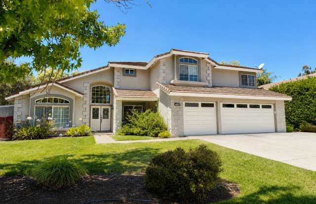 Beautifully updated and upgraded Chardonnay Hills house for rent photos photos