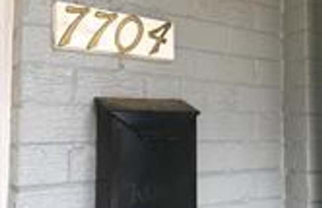 7704 CAYUGA AVE. Gallery 4