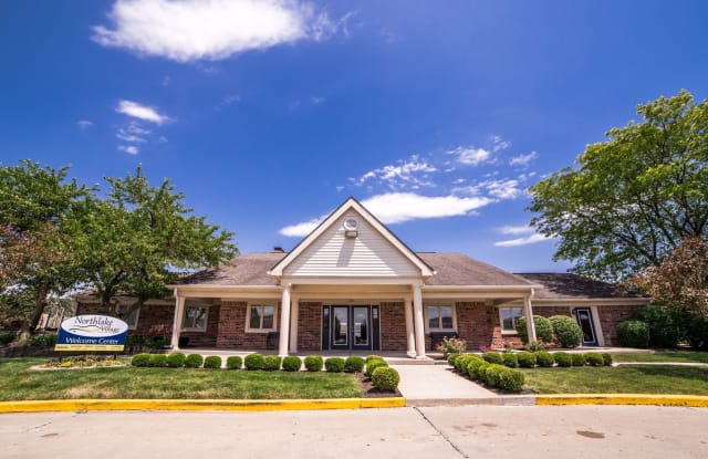 Northlake Village Apartments photos photos