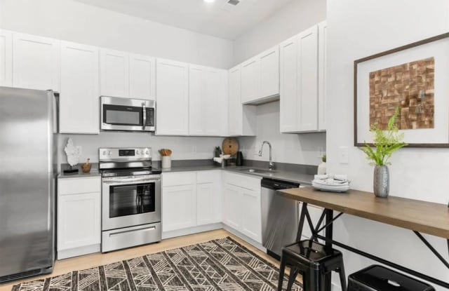Bay Pointe at Summerville photos photos