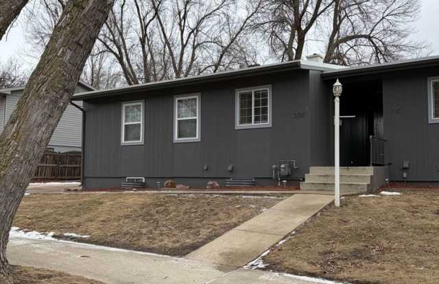 Beautiful Duplex Available Now photos photos