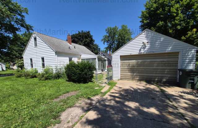 FOR RENT-925 Hammond Ave- Pets Ok* Gallery 3