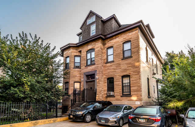 423-25 N Central Ave Gallery 4