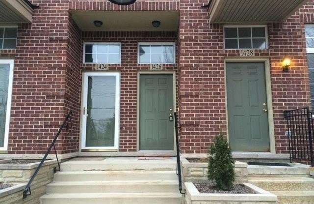 1426 Crimson Way photos photos