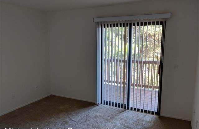 12091 Alta Carmel #14 Gallery 3