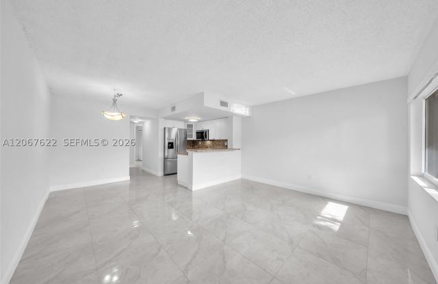 670 NW 85th Pl Gallery 2