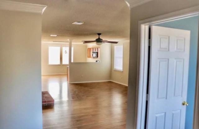 1732 Canyon Oaks Drive Gallery 3