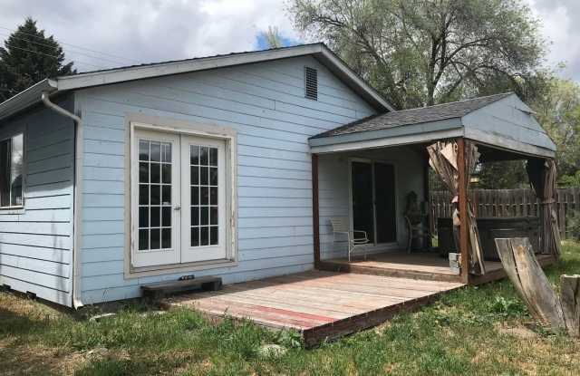Cute 2 Bedroom 2 Bath House Gallery 1