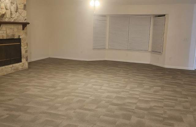 6523 Diamond Leaf Court South Gallery 4