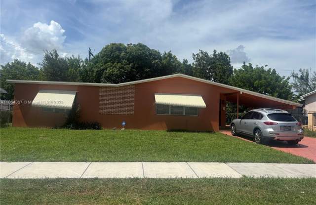 1245 NW 186th St photos photos