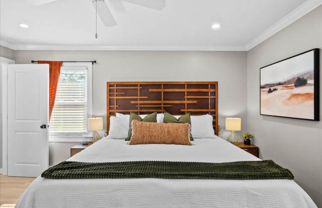 103 Poinsettia Dr photos photos