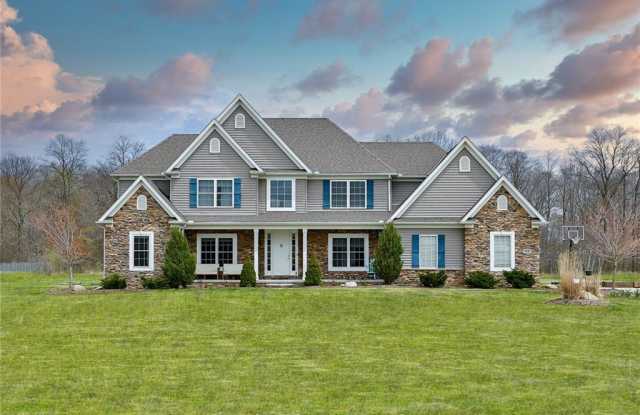 18485 Amber Trl - 18485 Amber Trail, Geauga County, OH 44023