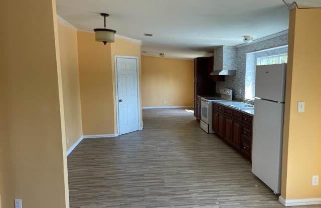 14095 Bradley Road Gallery 4