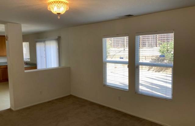 The amazing 2,684 square foot SFR in Rancho Cucamonga area Gallery 4