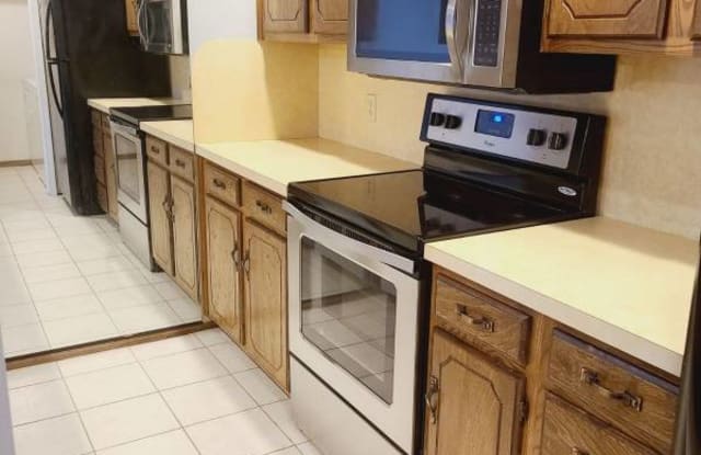 412 N. Oakwood #201 photos photos