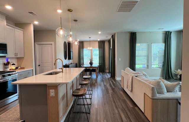 8921 Pennegrove Circle Gallery 4