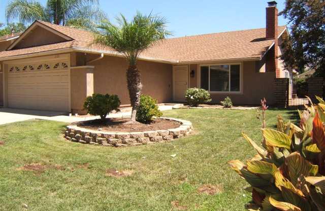 2120 N Iris Lane Gallery 3