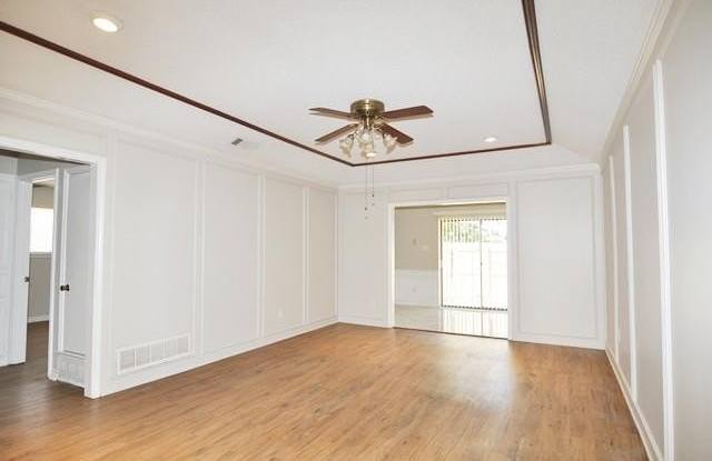 311 Christie Court Gallery 4