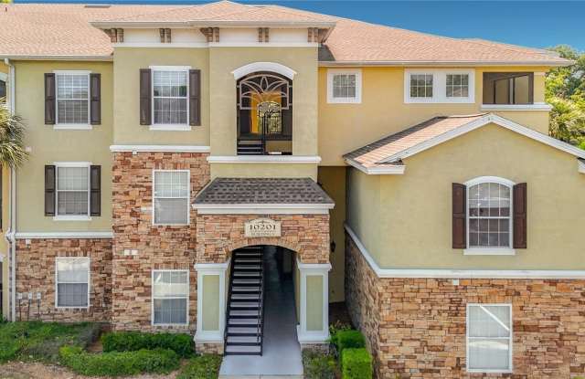 10201 COURTNEY PALMS Boulevard photos photos