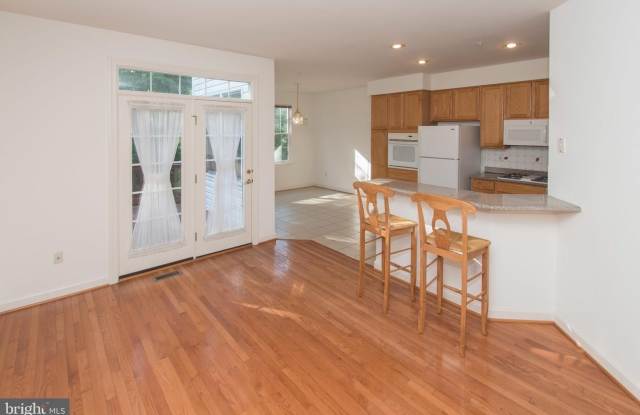 22 CALABASH CT Gallery 4