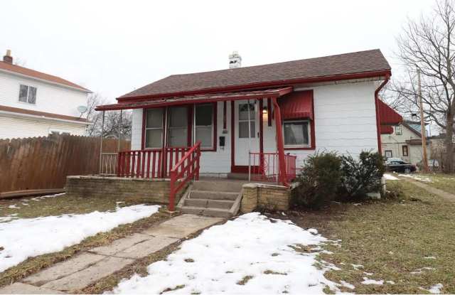 Updated Quaint Single Family Home Available Now! photos photos