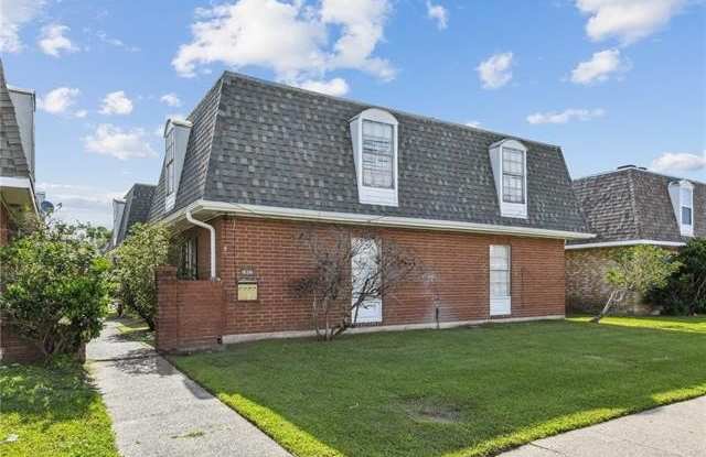 2805 KINGMAN Avenue photos photos
